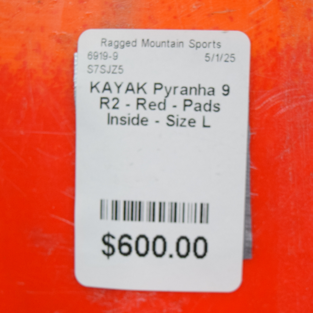 Pyranha 9 R2 Kayak